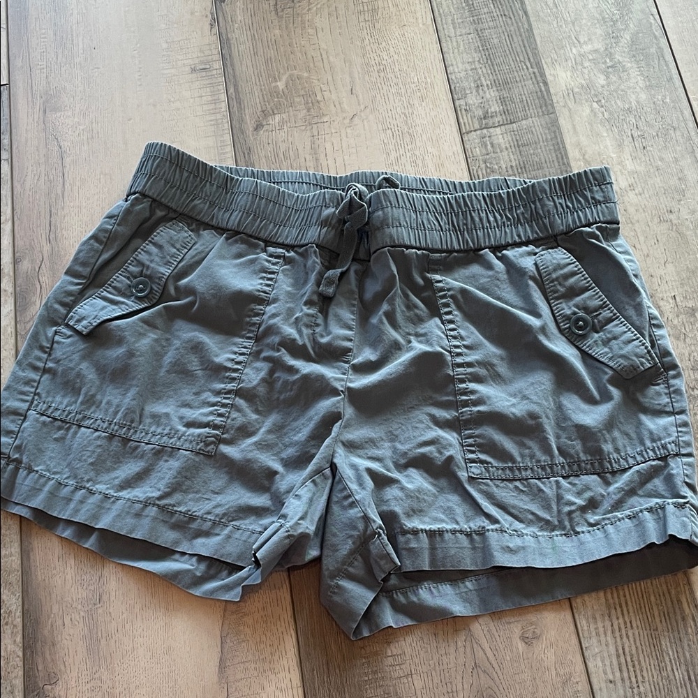 LOFT Cargo shorts